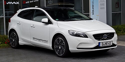 וולוו V40